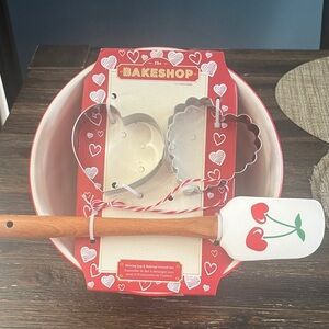 Heart Bakeware Set